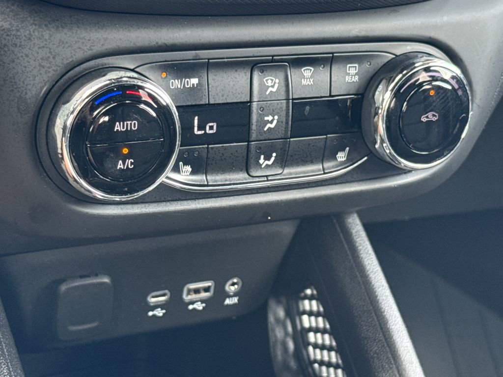 Used 2021 Chevrolet TrailBlazer ACTIV w/ Convenience Package AWD/4WD image 21