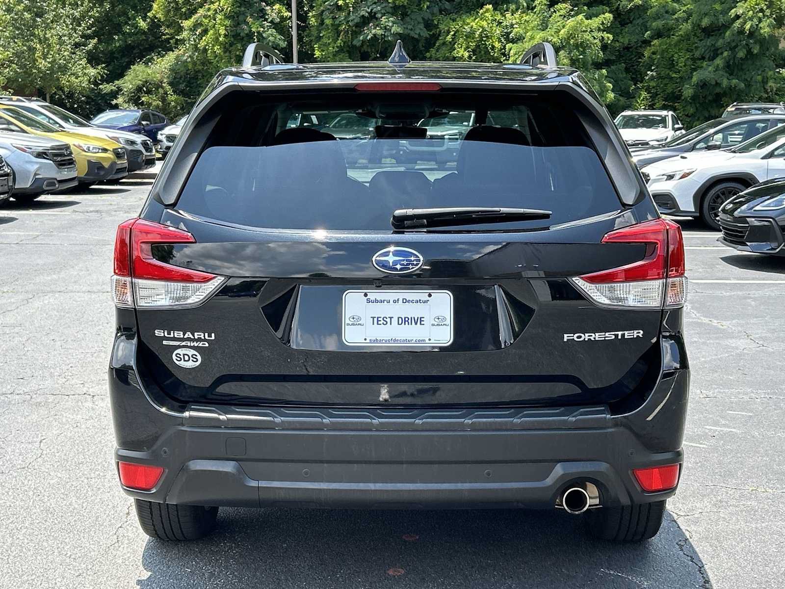 Certified 2023 Subaru Forester Limited AWD/4WD image 3