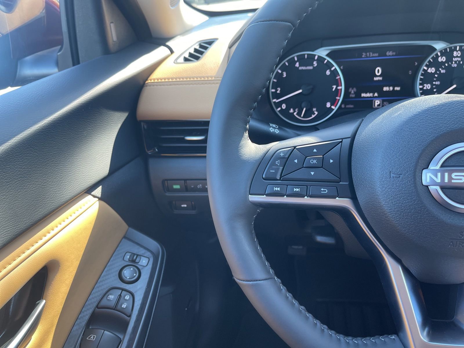 New 2025 Nissan Sentra SV w/ SV Premium Package image 30