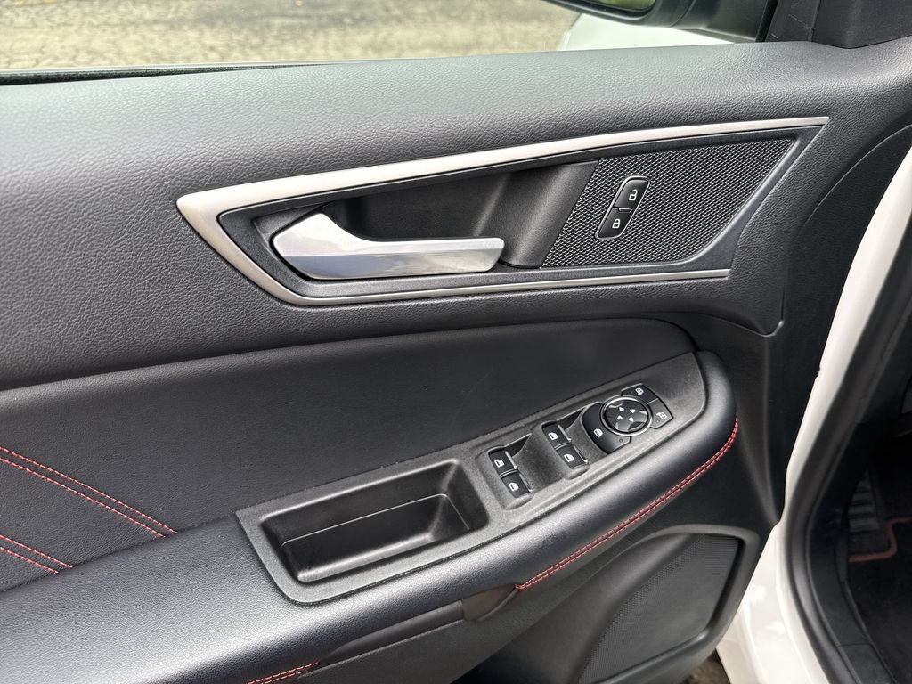 Certified 2023 Ford Edge ST-Line AWD/4WD image 13