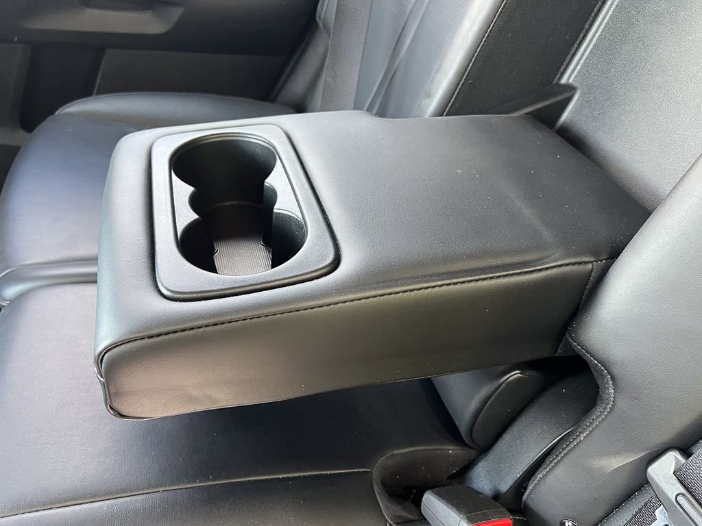 Used 2024 Kia Sorento S FWD image 26