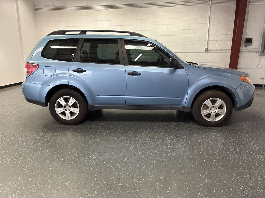 Used 2011 Subaru Forester 2.5X w/ Alloy Wheel Value Pkg AWD/4WD image 3
