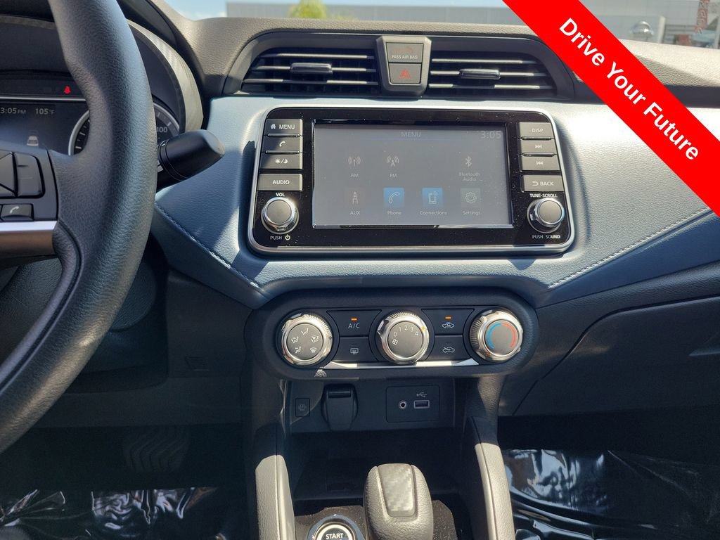 Used 2025 Nissan Versa SV w/ Trunk Package FWD image 15