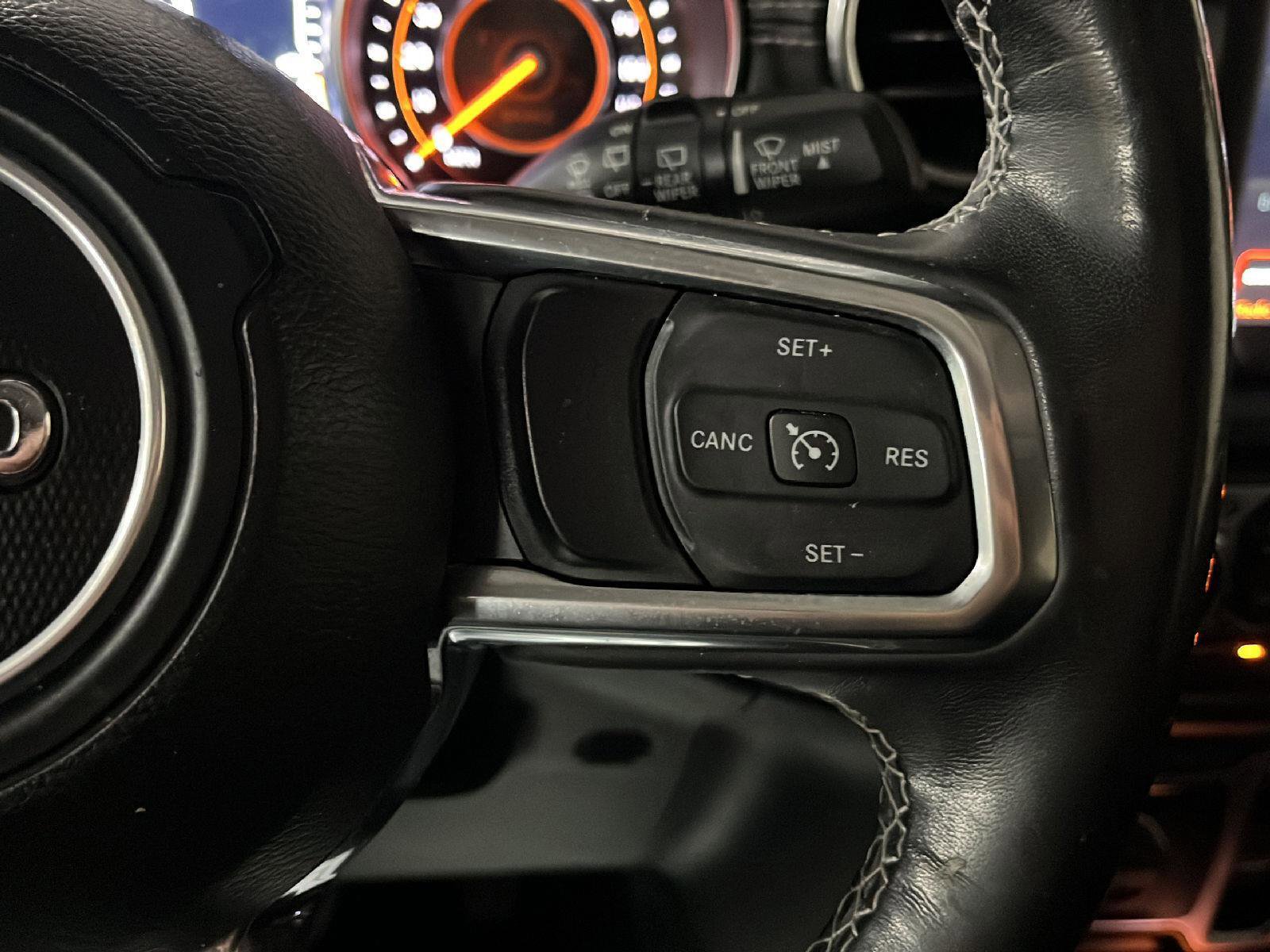 Used 2019 Jeep Wrangler Unlimited Sahara image 19