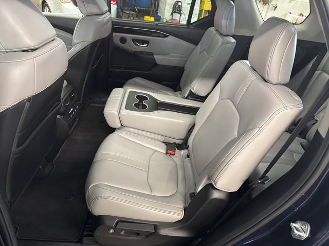 Used 2025 Honda Pilot EX-L image 22