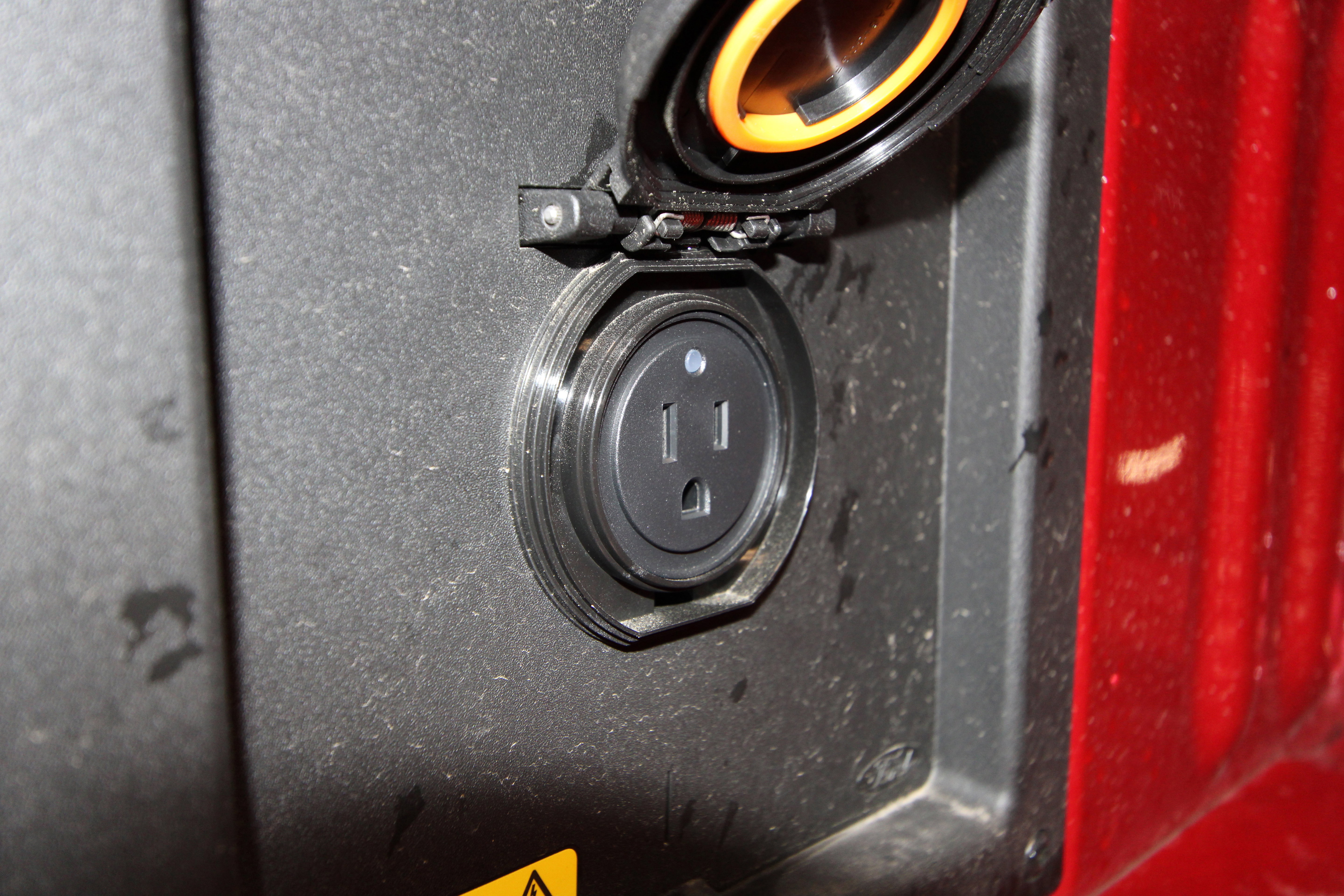 New 2025 Ford F150 XLT w/ Equipment Group 302A MID image 38