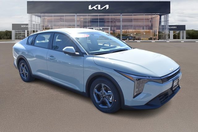New 2026 Kia K4 LXS