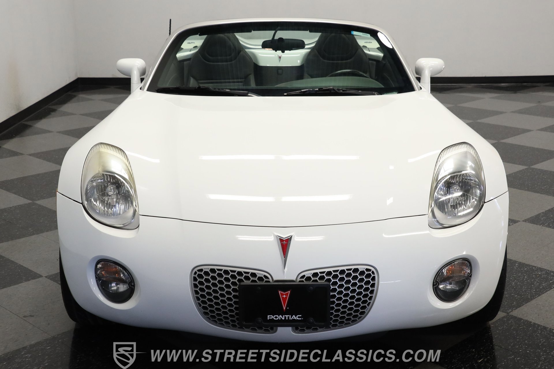 Used 2007 Pontiac Solstice Convertible w/ Premium Package image 15