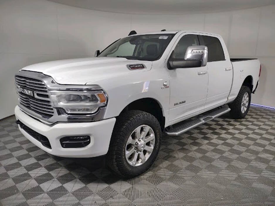 Used 2023 RAM 2500 Laramie AWD/4WD image 5
