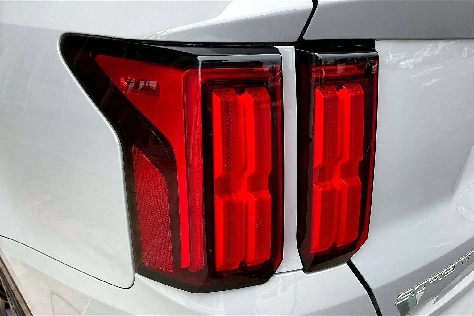 Used 2023 Kia Sorento SX image 22