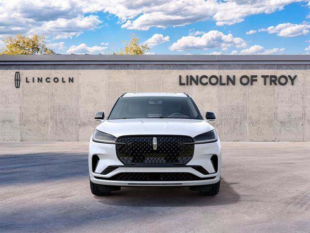 New 2027 Lincoln Aviator AWD image 3