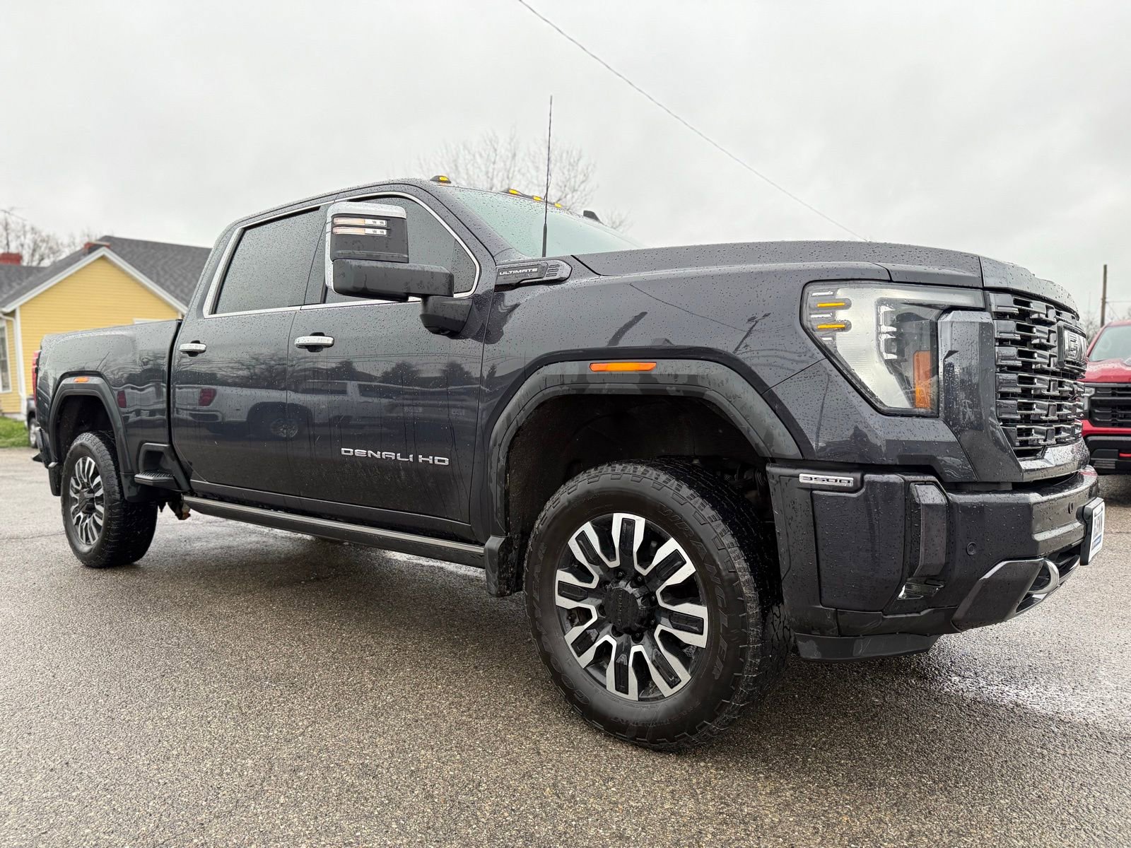 Used 2024 GMC Sierra 3500 Denali Ultimate image 8