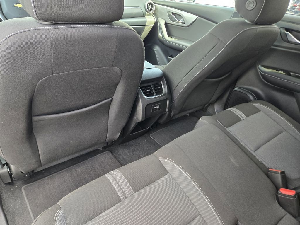 Used 2025 Chevrolet Blazer LT AWD/4WD image 18