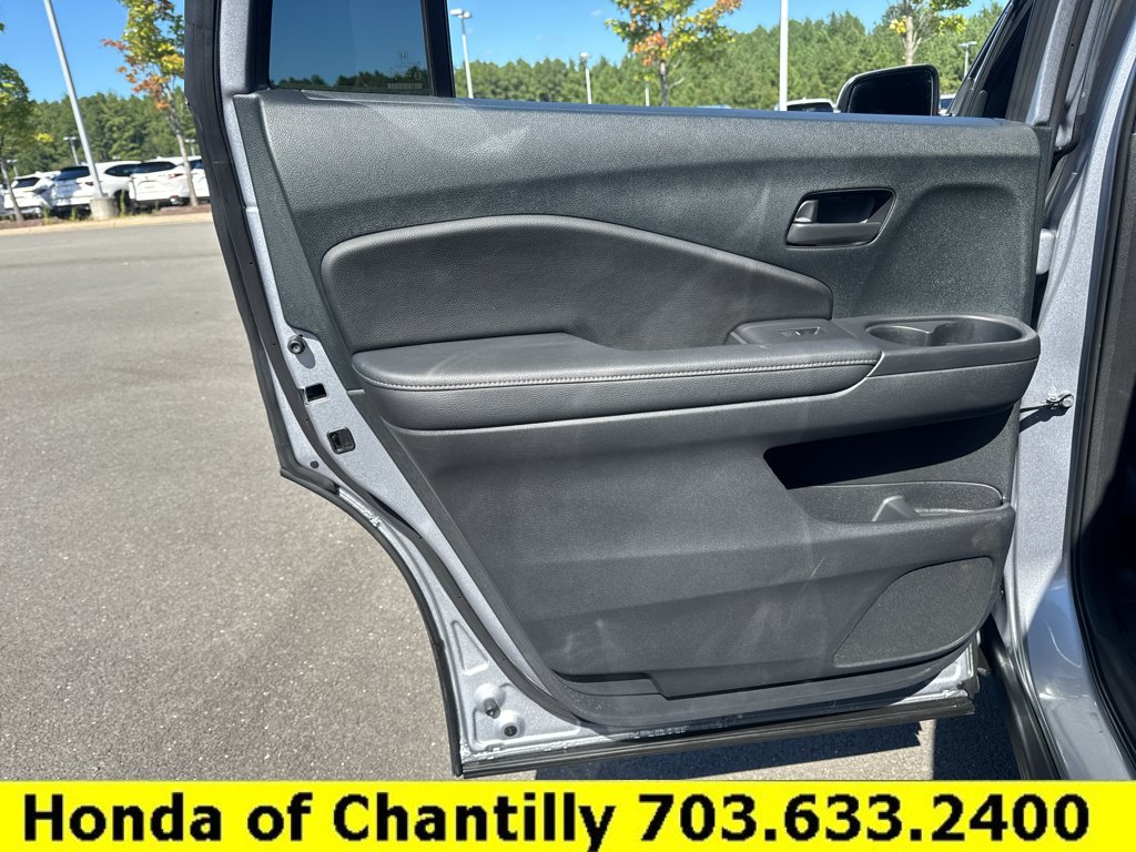 Certified 2023 Honda Passport EX-L image 32