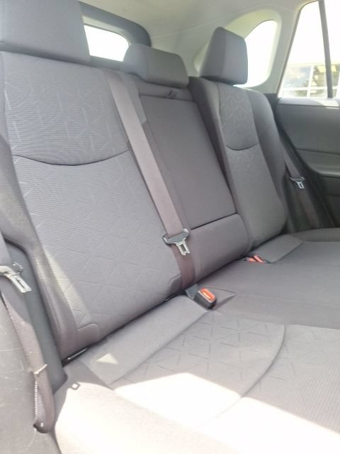Used 2019 Toyota RAV4 XLE w/ Carpet Mat Package AWD/4WD image 22