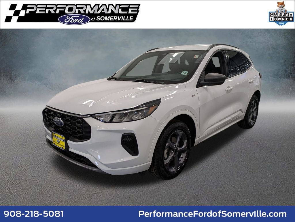 Used 2023 Ford Escape ST-Line w/ Tech Pack #1 AWD/4WD image 1