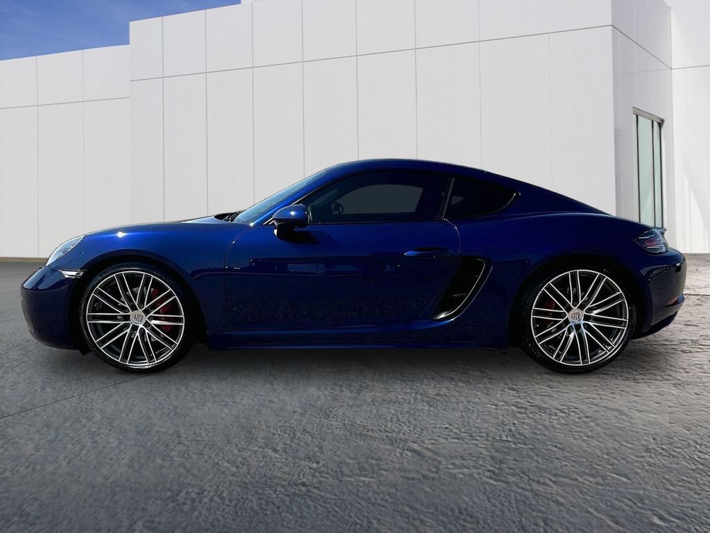 Used 2022 Porsche 718 Cayman S RWD image 2