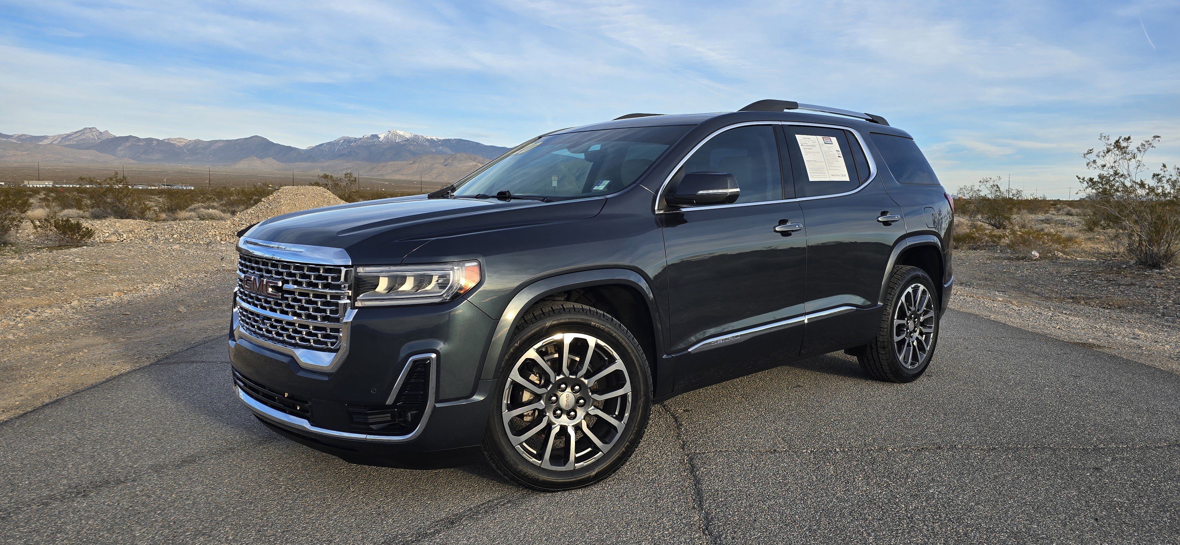 Used 2020 GMC Acadia Denali w/ Trailering Package image 1