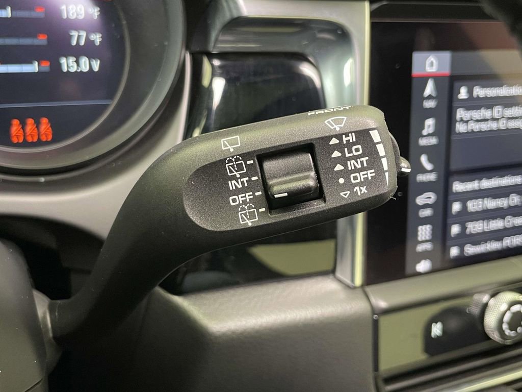 Certified 2025 Porsche Macan Turbo AWD/4WD image 43