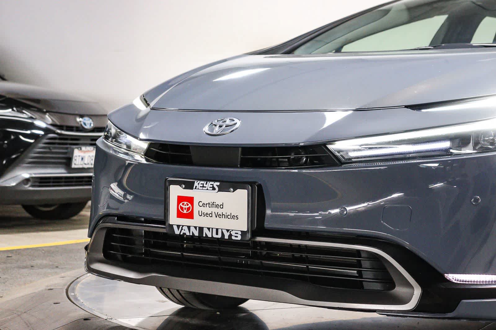 Certified 2026 Toyota Prius XLE FWD image 9