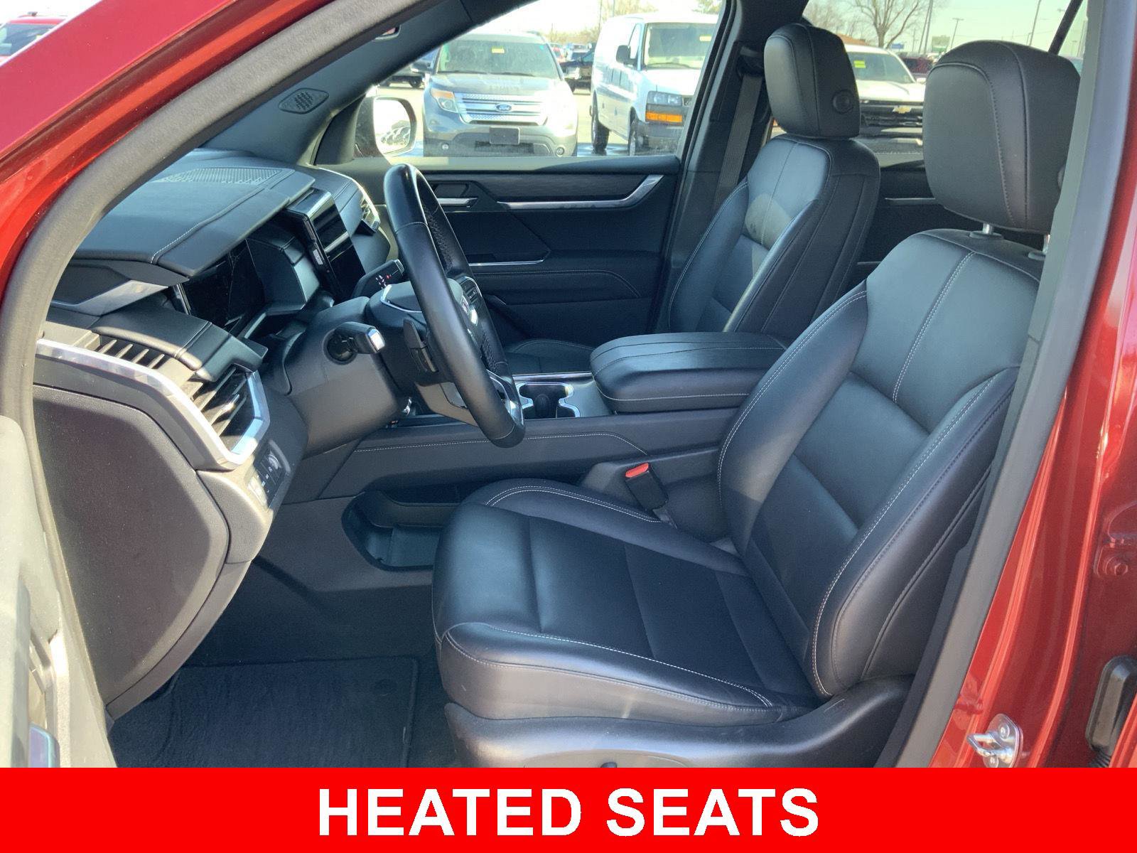 Used 2024 GMC Acadia Elevation image 5