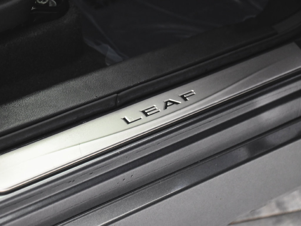 Used 2023 Nissan Leaf SV Plus FWD image 36