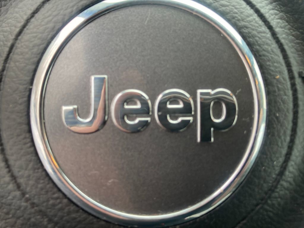 Used 2018 Jeep Compass Latitude image 26