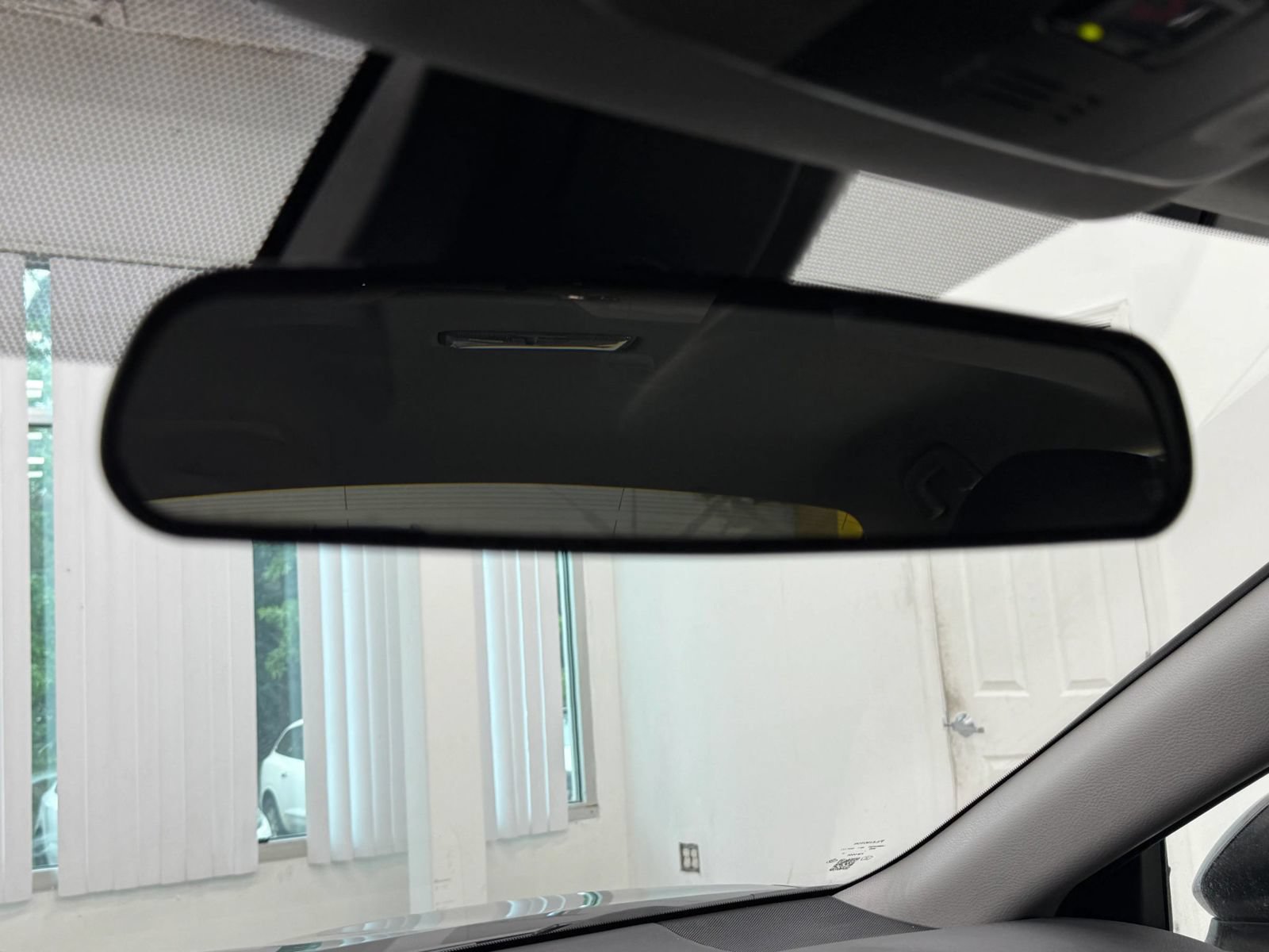 Used 2022 Toyota Camry LE FWD image 34
