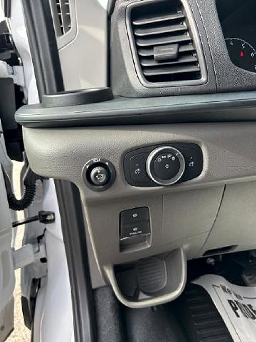New 2025 Ford Transit 350 XL image 15