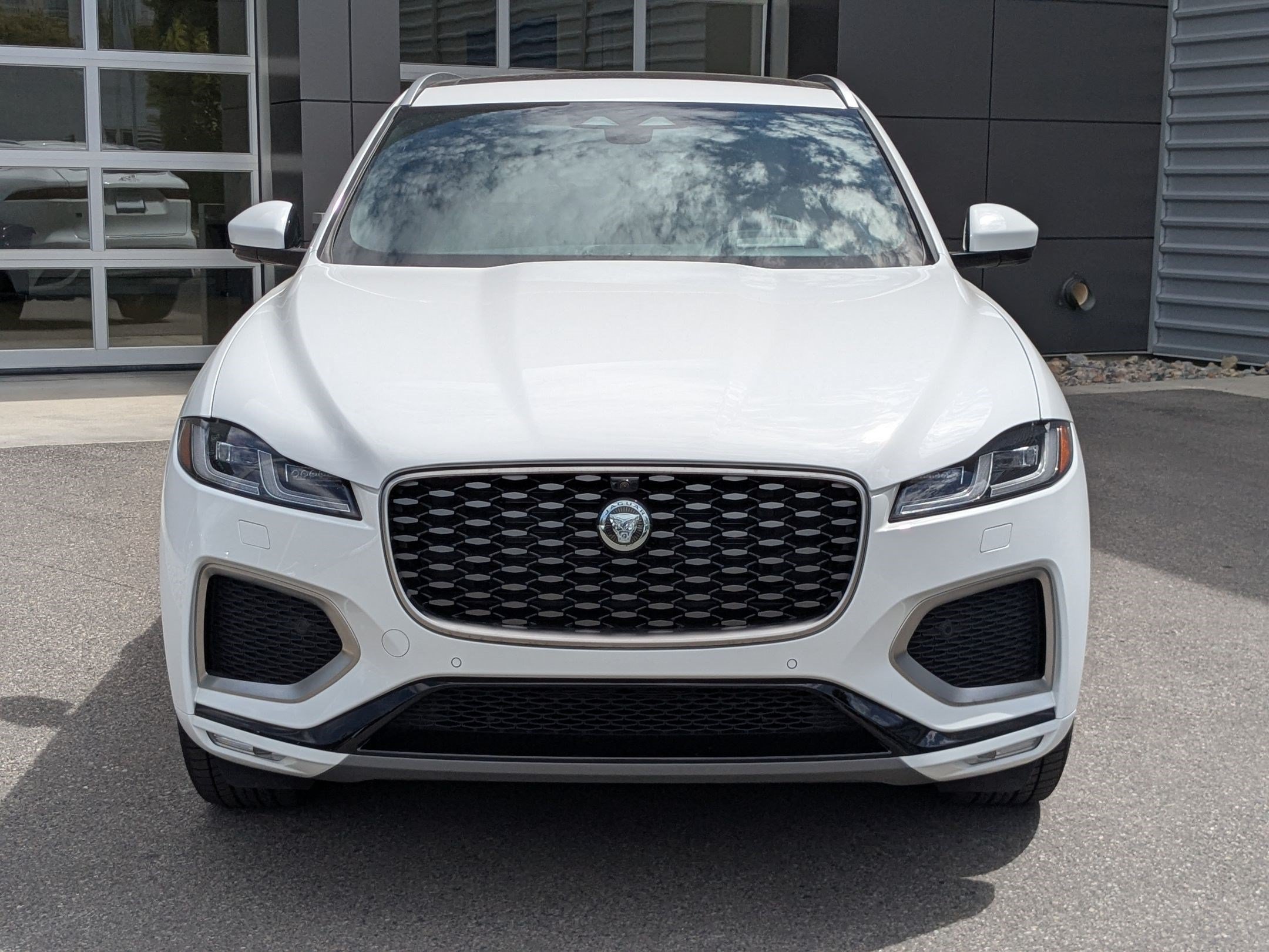 New 2026 Jaguar F-PACE R-Dynamic S AWD/4WD image 2