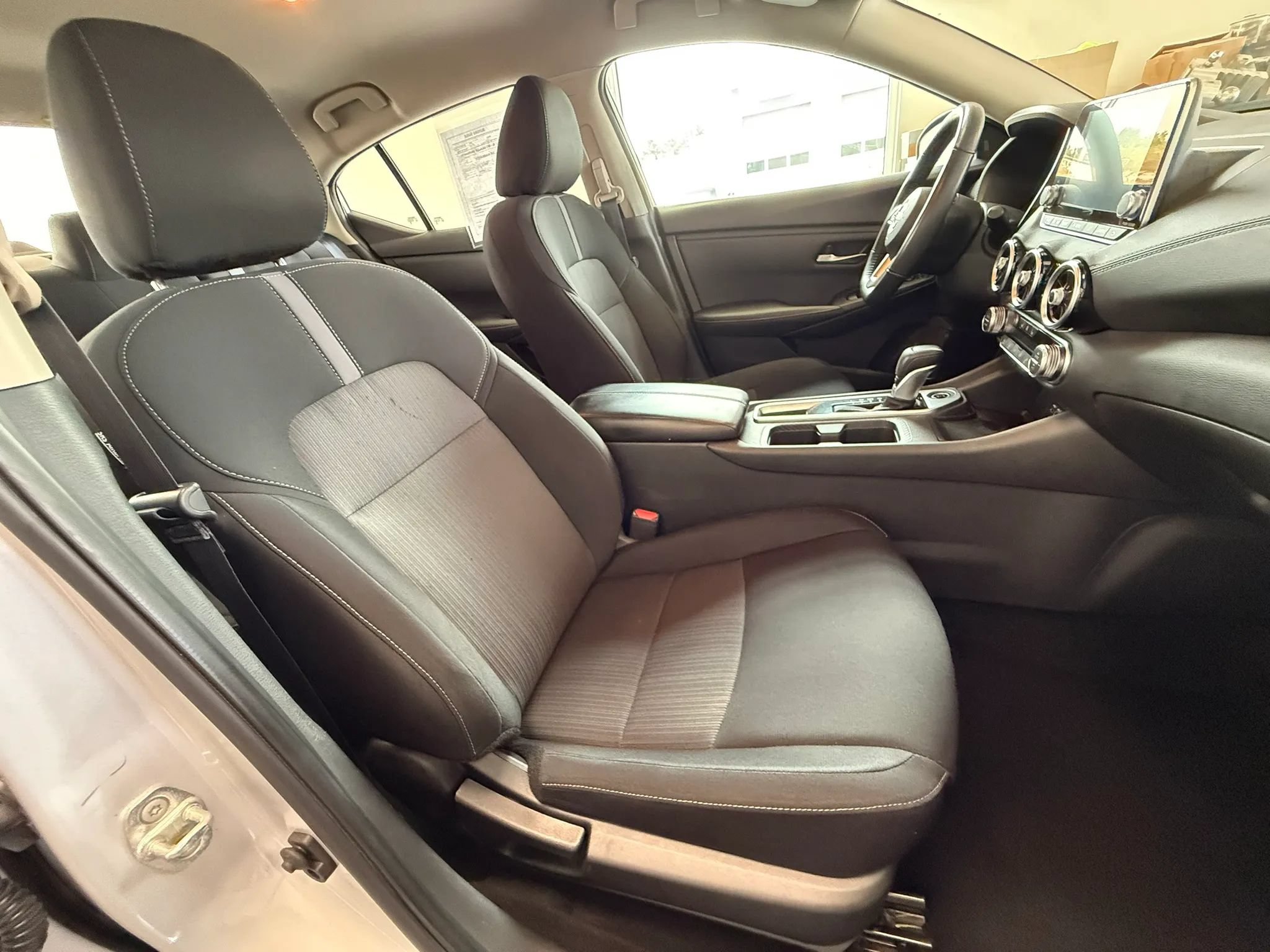 Used 2023 Nissan Sentra SV w/ All-Weather Package FWD image 17