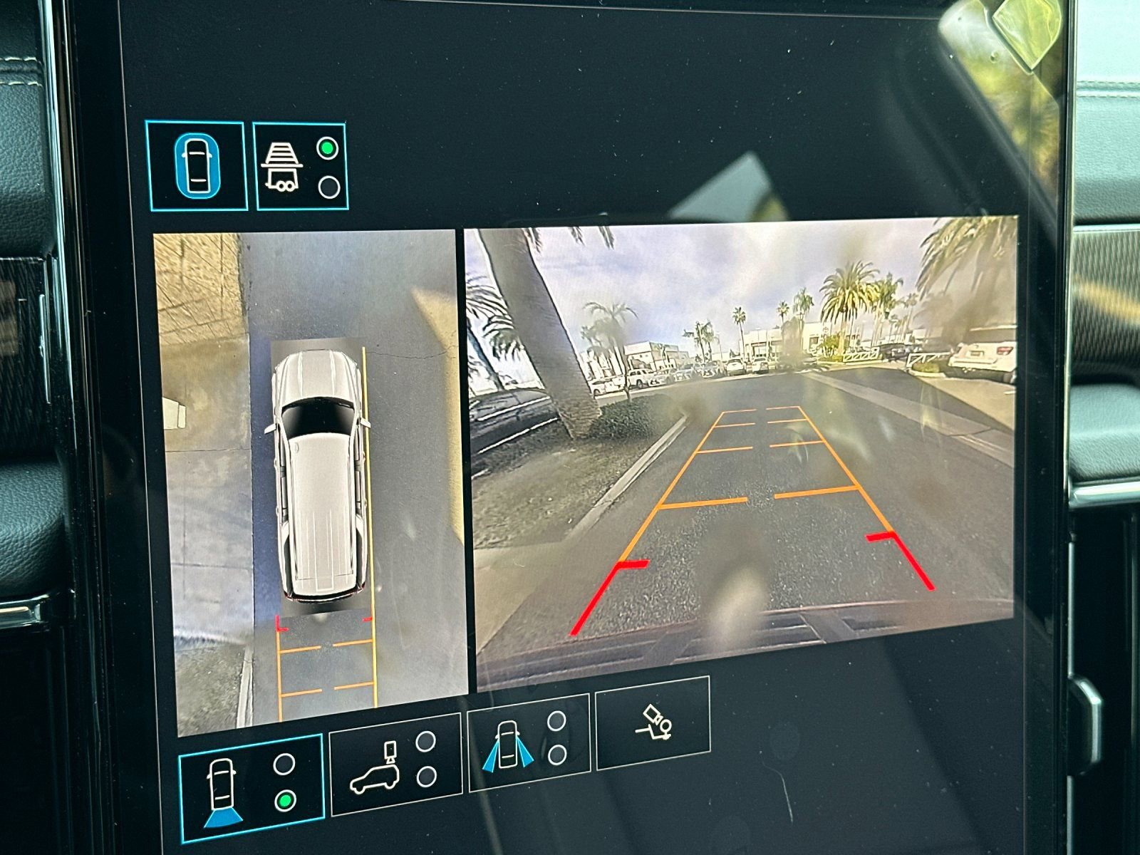 New 2026 GMC Yukon XL Elevation w/ Elevation Premium Package AWD/4WD image 21