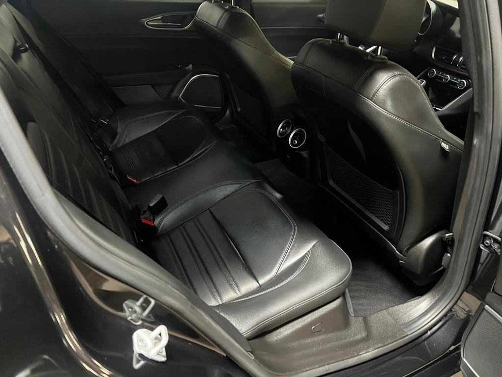 Used 2021 Alfa Romeo Giulia Ti Sport image 19