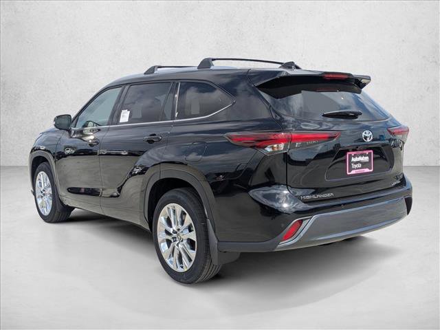 New 2025 Toyota Highlander Limited image 9