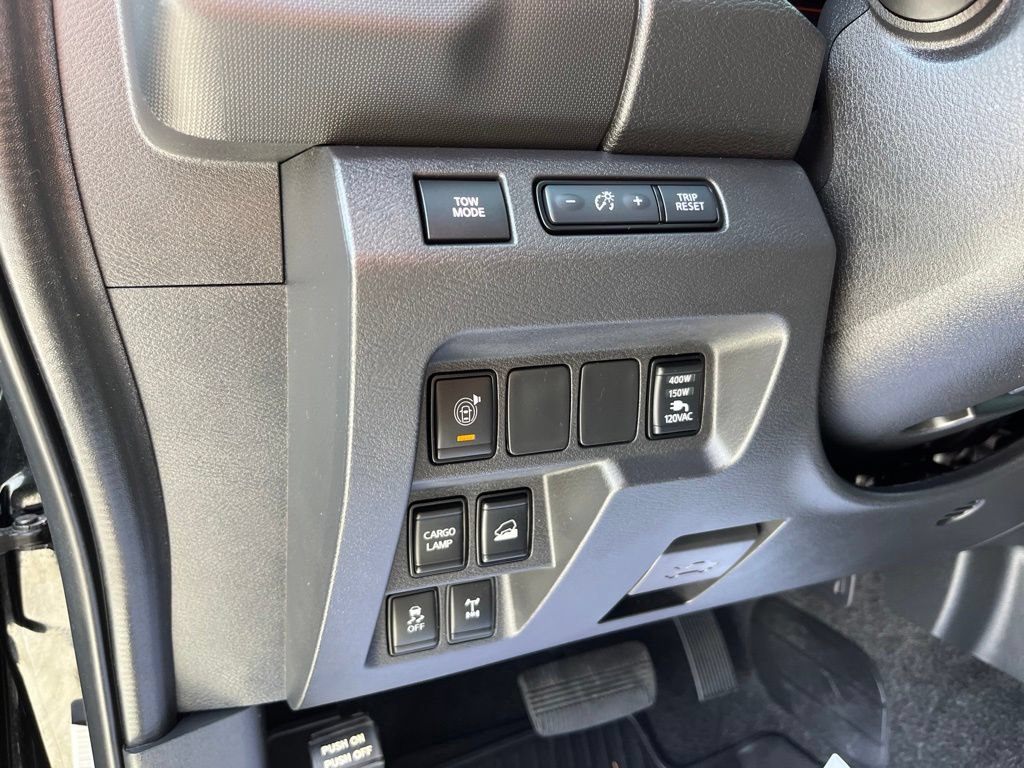 Used 2022 Nissan Frontier PRO-4X w/ Pro-4X Premium Package AWD/4WD image 8