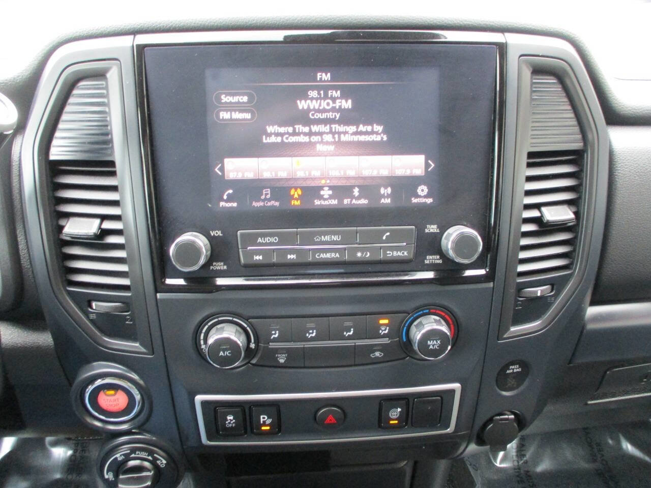 Used 2023 Nissan Titan S image 32