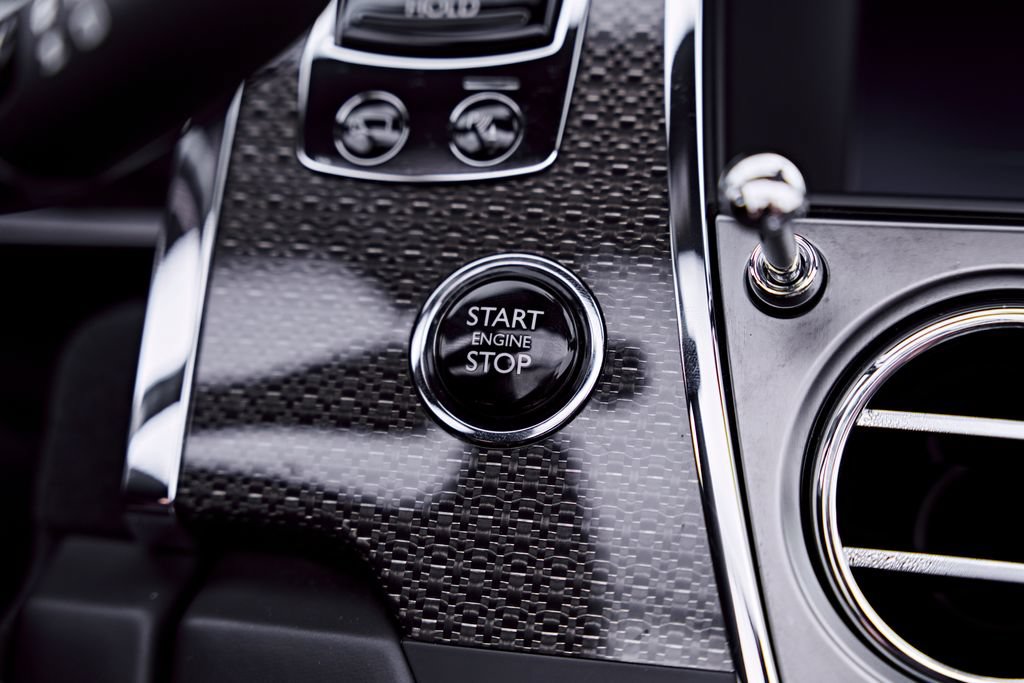 Used 2020 Rolls-Royce Dawn RWD image 79