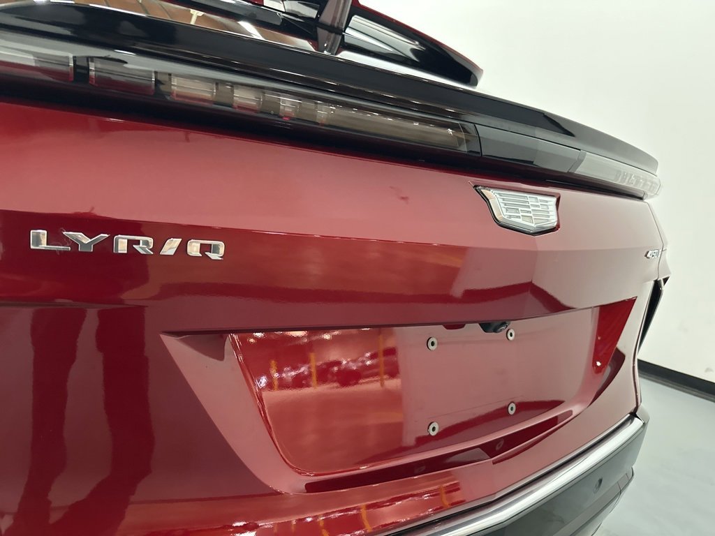 Used 2024 Cadillac Lyriq Luxury w/ LPO, Floor Liner Package image 11