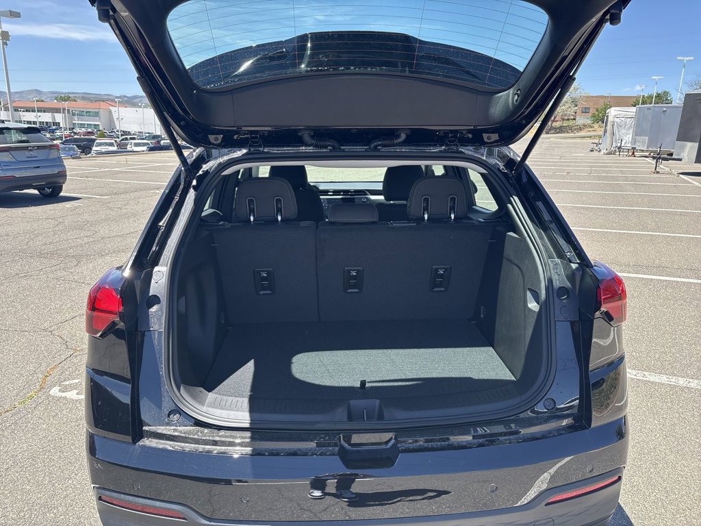 New 2027 Chevrolet Bolt LT w/ Comfort Package FWD image 26