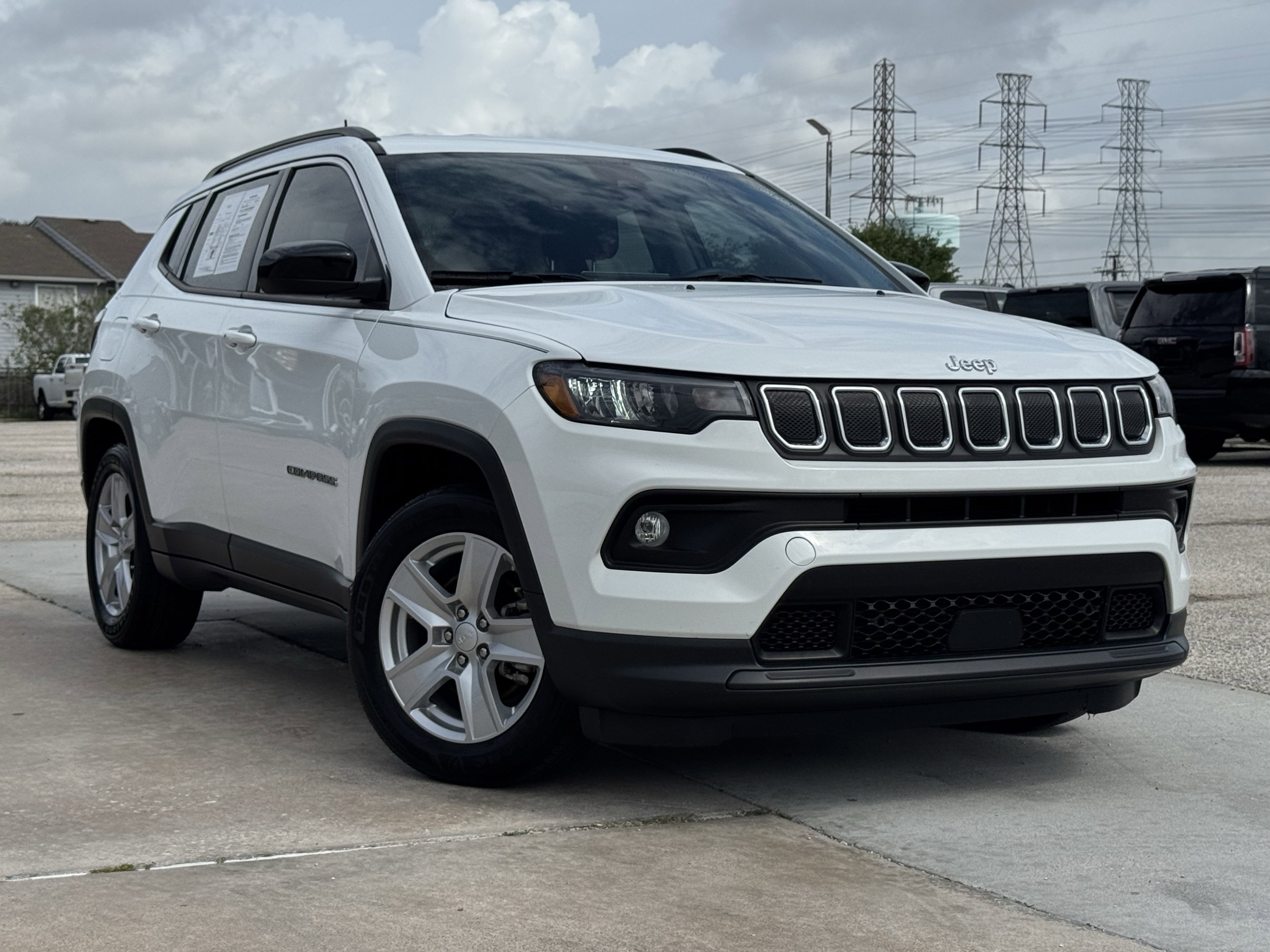 Used 2022 Jeep Compass Latitude w/ Convenience Group image 2