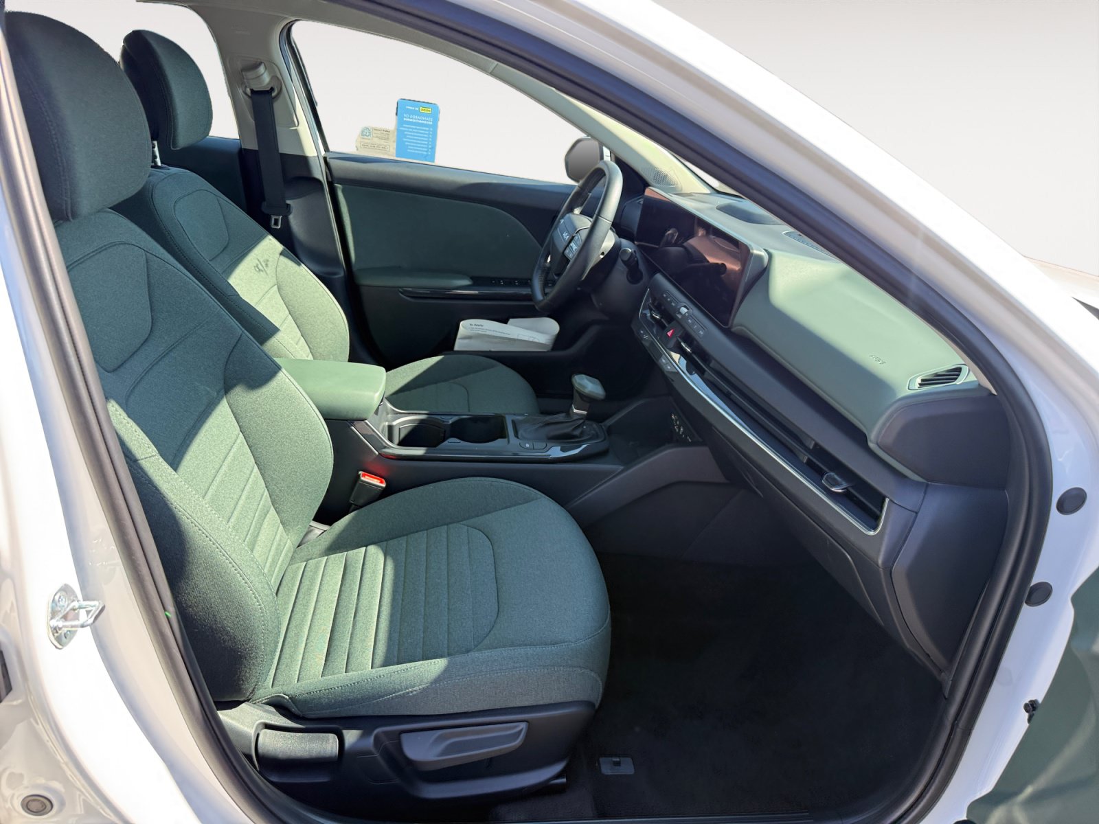 Certified 2025 Kia K4 EX FWD image 19