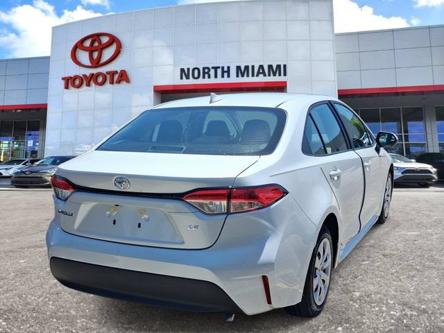 Used 2026 Toyota Corolla LE FWD image 4