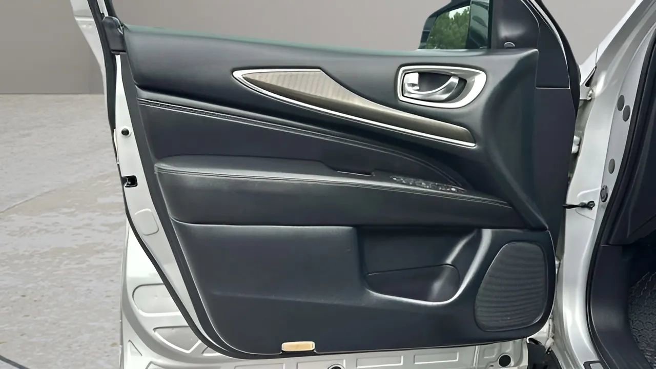 Used 2019 INFINITI QX60 Pure image 26