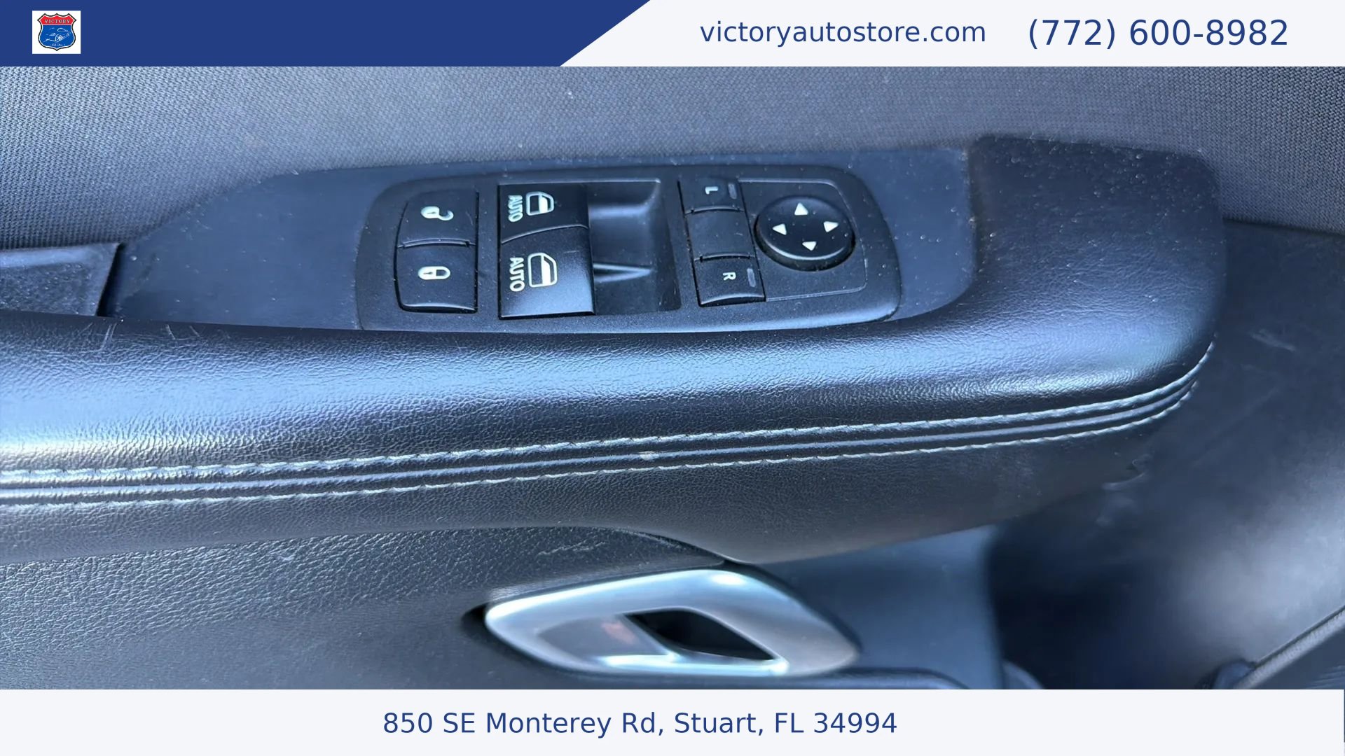 Used 2018 Dodge Challenger SXT w/ Blacktop Package RWD image 17