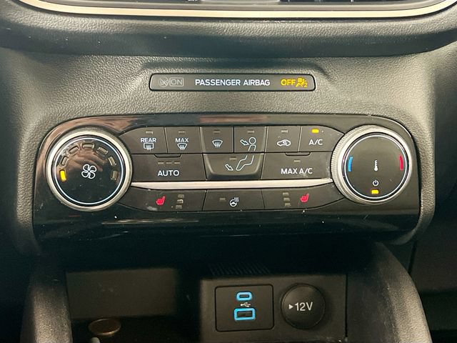 Used 2022 Ford Escape SE w/ Cold Weather Package AWD/4WD image 16