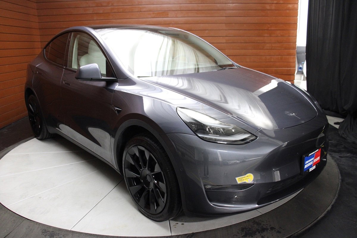 Used 2022 Tesla Model Y Long Range AWD/4WD image 20