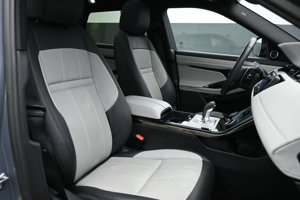 Used 2023 Land Rover Range Rover Evoque R-Dynamic SE AWD/4WD image 28