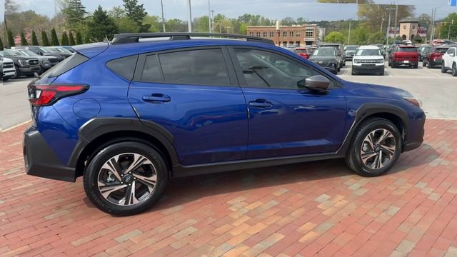 Used 2025 Subaru Crosstrek 2.0i Premium image 3