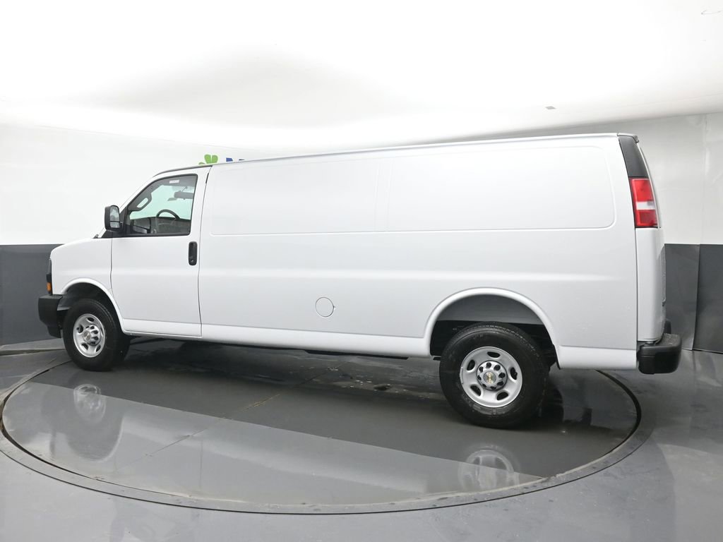 New 2026 Chevrolet Express 2500 Extended w/ Driver Convenience Package image 16