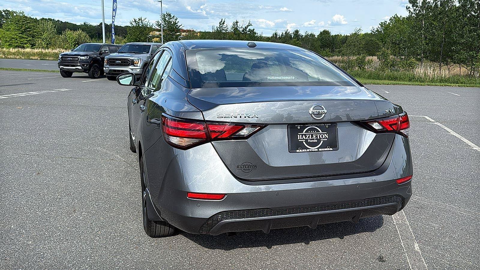 Used 2023 Nissan Sentra SV FWD image 8